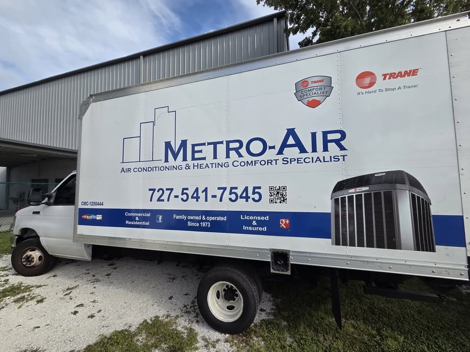 Metro-Air service truck